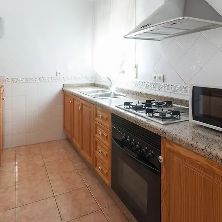 Mengual Apartment *